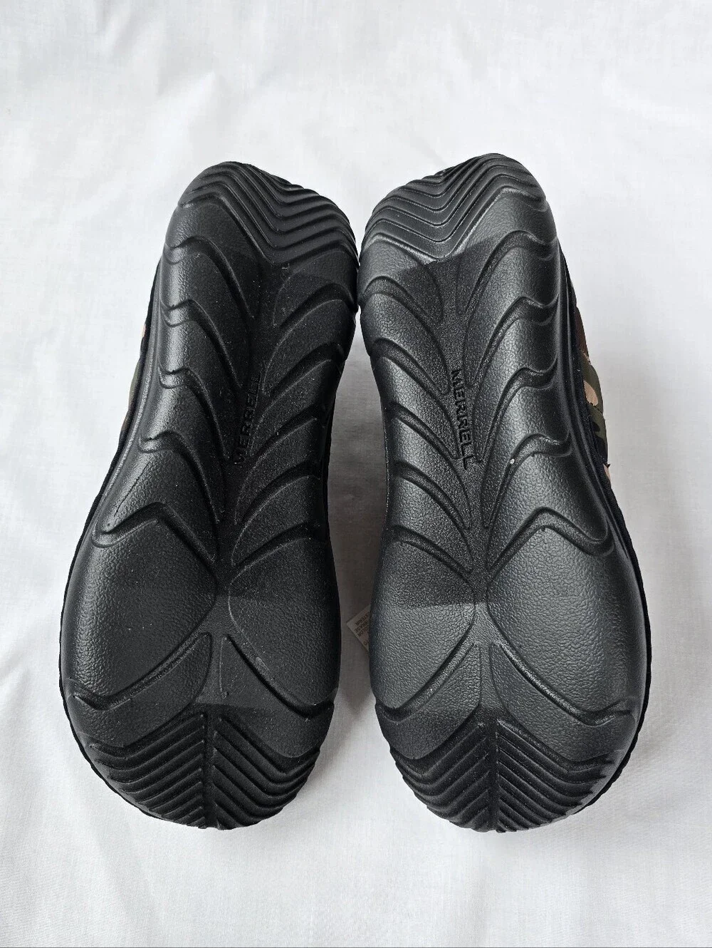 Merrell▪️Men's Hut Moc Camo Slip-On Slipper Shoe